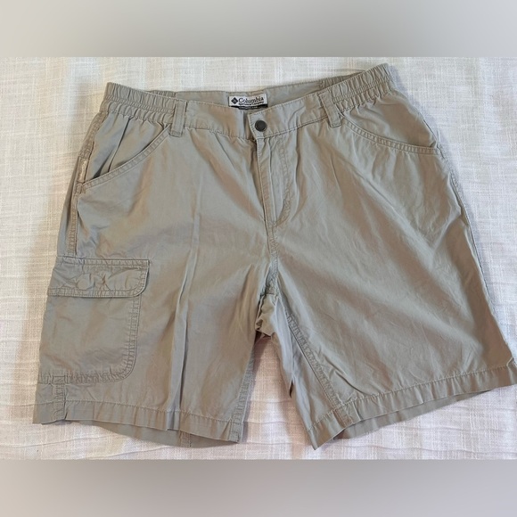Columbia‎ shorts size Medium brown - Picture 1 of 5